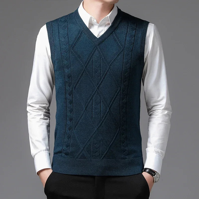 Classic Knit Argyle Sleeveless Sweater Vest for Men – Casual Layering Style