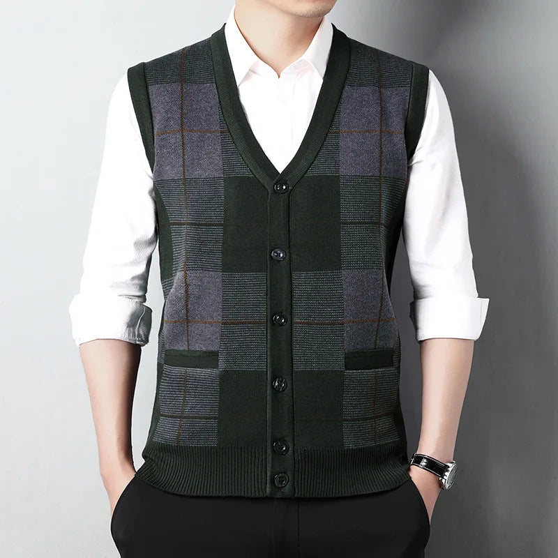 Men’s Plaid V-Neck Sweater Vest – Slim Fit Casual Knit
