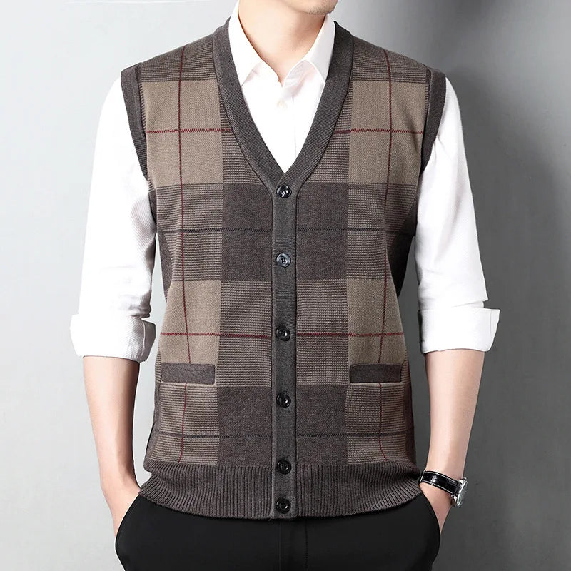 Men’s Plaid V-Neck Sweater Vest – Slim Fit Casual Knit