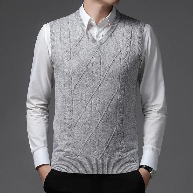 Classic Knit Argyle Sleeveless Sweater Vest for Men – Casual Layering Style