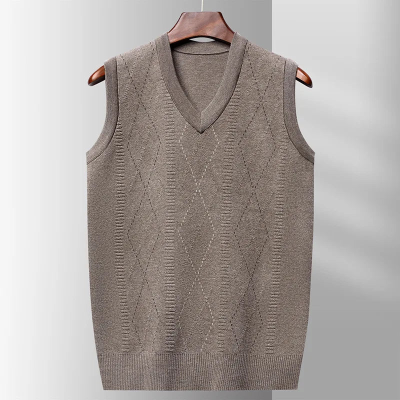Men’s Plaid V-Neck Sweater Vest – Casual Pullover